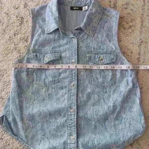BDG Urban Outfitters Women's Denim Paisley Button Down Boho Vest S - Picture 12 of 13